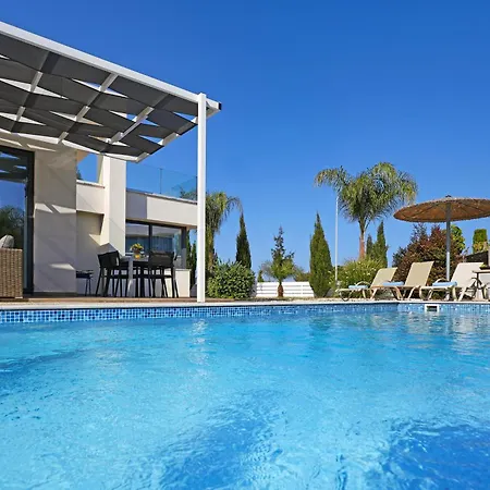 Camellia - 3bed Large Pool Protaras
