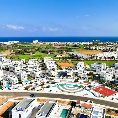 בית נופש Camellia - 3bed Large Pool *